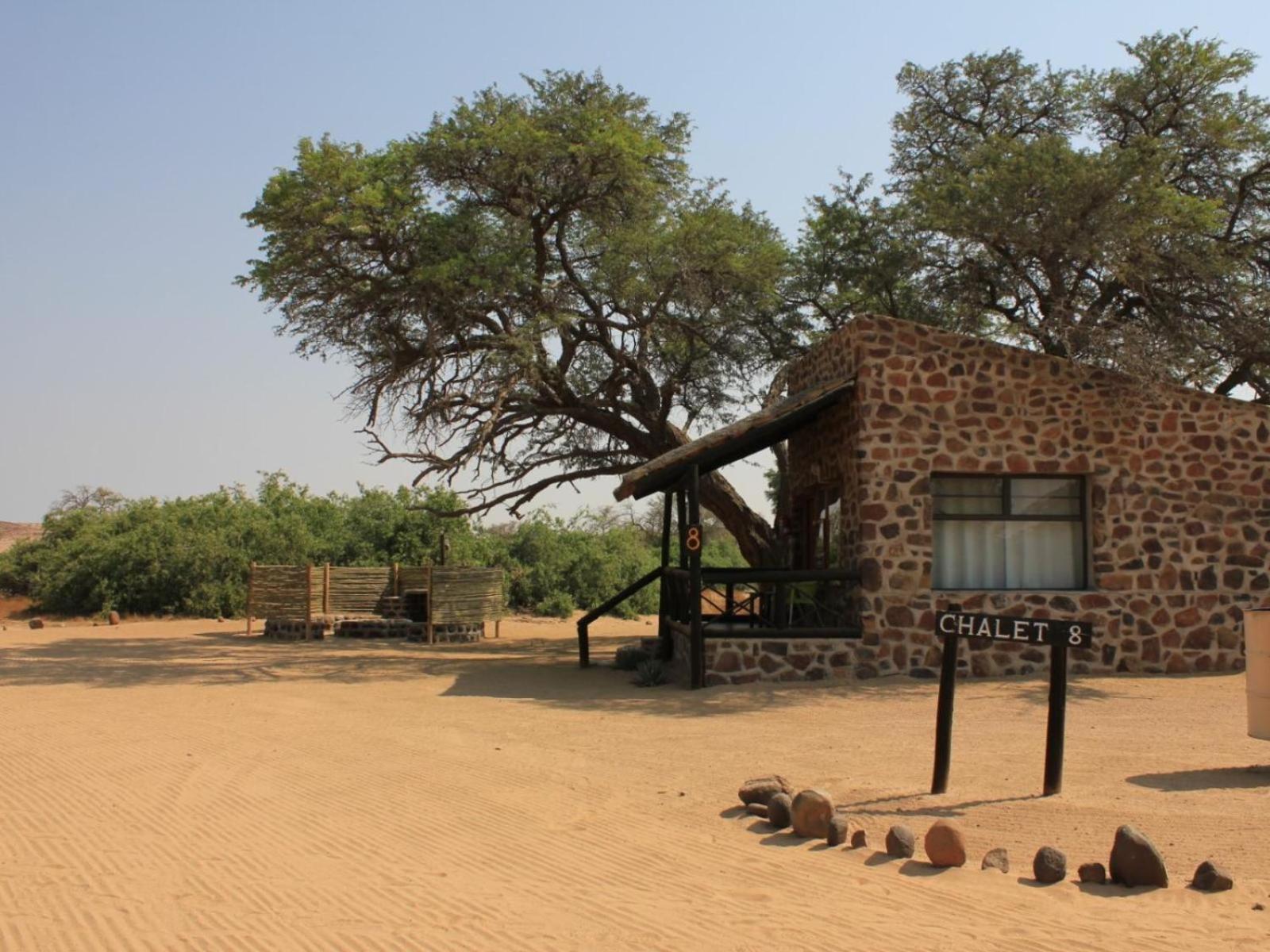 Uis Brandberg White Lady Lodge מראה חיצוני תמונה
